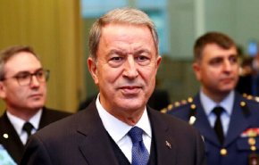 وزير الدفاع التركي يتوجه إلى ليبيا برفقة رئيس أركان الجيش