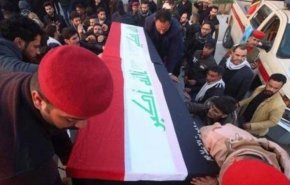 اهالي كركوك يشيعون أحد شهداء الحشد بعد هجوم لـ ’داعش’ الارهابي  