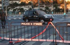 الاحتلال يغلق باب العامود وعدة احياء في القدس