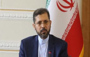 خطيب زادة: على الولايات المتحدة أن تختار بين الإرث الفاشل لترامب والاتفاق النووي