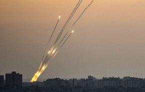 بالفيديو .. كتائب القسام تنشر مشاهد قصفها المكثف صوب الأراضي المحتلة