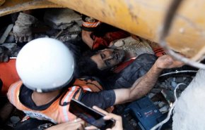 صور..مقتل عائلات بأكملها إثر القصف الهمجي للإحتلال على قطاع غزة

