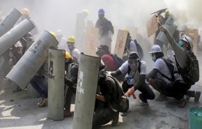 ميانمار..نشطاء يقولون إن قوات الأمن قتلت أكثر من 800 منذ الانقلاب