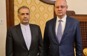 ايران وروسيا تؤكدان على تطوير التعاون الاقتصادي