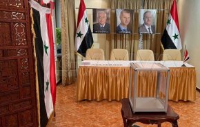 بالصور.. السفارات السورية تنهي استعداداتها لإجراء الانتخابات الرئاسية غداً