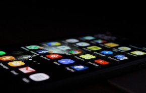 التطبيقات التي تستنزف بطارية هاتفك الذكي أكثر من غيرها!
