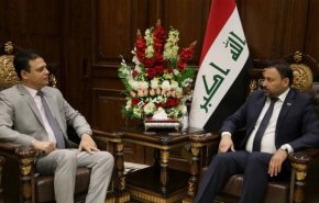 نائب رئيس البرلمان العراقي يبحث مع السفير المصري قضايا المنطقة
