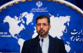 ايران تحذر من التعرض لقطعاتها البحرية في المياه الدولية