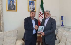 المتحدث باسم حماس يلتقي السفير الايراني في تونس