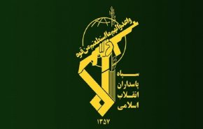 حرس الثورة: دعم ولاية الفقيه والتواجد في ساحات الثورة ضمان لصون البلاد من المؤامرات 