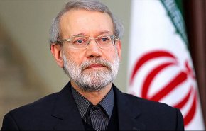 لاريجاني مخاطبا قائد الثورة: تذکير معاليکم بشأن الظلم الواقع ومطالبتکم برفعه أثبت عميق سؤددکم