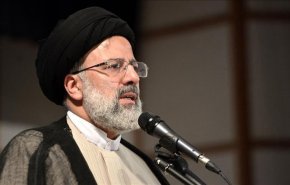 رئيسي: يجب إعطاء الأمل للناس بإمكانية معالجة المشاكل