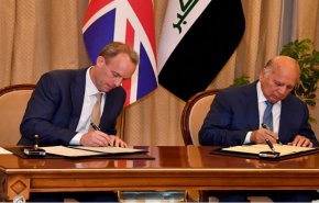 وزير الخارجية البريطاني يوقع مذكرة تفاهم مع نظيره العراقي