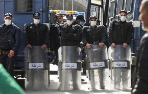 انتشار امني في العاصمة الجزائرية عشية الانتخابات التشريعية