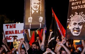 متظاهرون ضد نتانياهو يعلنون انتصارهم عشية تصويت الكنيست على الحكومة الجديدة