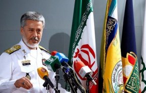الادميرال سياري : الدفاع عن أمن البلاد ووحدة أراضيها لايقبل التوقف 