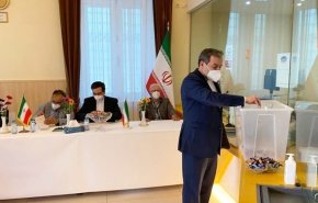 عراقجي: الحضور المكثف للشعب في الانتخابات سيعزز قدرة الوفد المفاوض