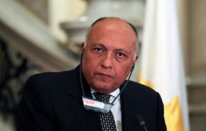 خلال اتصال هاتفي.. سامح شكري ويائر لابيد يتفقان على اللقاء قريبا