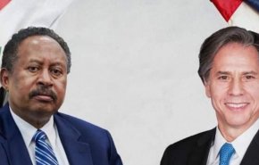 بلينكن يبحث مع حمدوك تطبيع العلاقات السودانية مع الكيان الإسرائيلي
