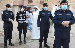 جريمة بشعة في دولة عربية.. شاب يقتل والدته ورجل أمن
