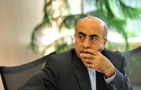 واعظي : تعيين اكبر كميجاني محافظا للبنك المركزي الايراني