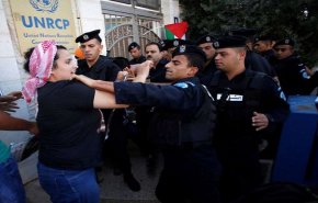 21 مؤسسة حقوقية تدين قمع السلطة الفلسطينية المحتجين ضد اغتيال بنات