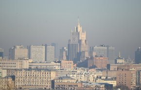 موسكو تعلن قنصل إستونيا الذي احتجزته مؤخرا شخصية غير مرغوب فيها