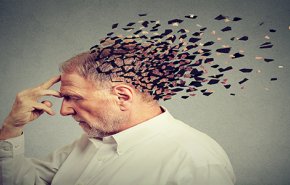  أربعة تغييرات بسيطة في نمط الحياة يمكنها المساعدة في درء مرض ألزهايمر