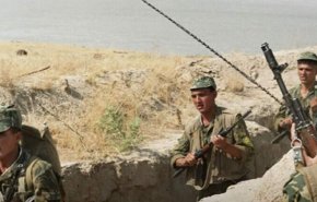 طاجيكستان تنشر 20 ألف جندى على الحدود مع أفغانستان