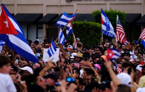 واشنطن تحذر كوبا من قمع الاحتجاجات
