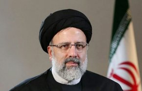 رئيسي يؤكد على تطوير العلاقات بين طهران وباكو