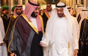 هيرست: ابن سلمان وابن زايد يتصارعان على الفتات بعد ترامب