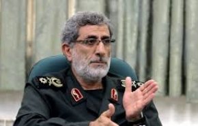 قائد فيلق القدس العميد قاآني يلتقي بمراجع الدين العظام