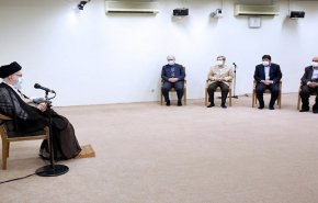 قائد الثورة: لا ينبغي أن يعاني أهالي خوزستان من المشاكل