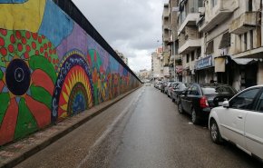 شاهد.. جداريات مبهرة في اللاذقية السورية
