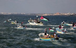 بحرية الاحتلال تستهدف الصيادين شمال قطاع غزة