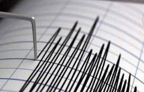 زلزال بقوة 5.9 يقع قبالة سولاويسي بإندونيسيا

