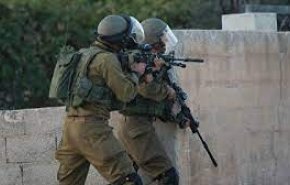 اصابة طفل فلسطيني برصاص الاحتلال جنوبي الضفة المحتلة

