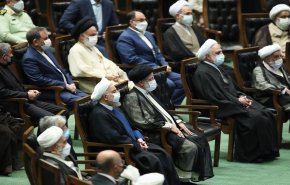 شاهد.. إبراهيم رئيسي الرئيس الثامن للجمهورية الإسلامية