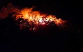 إخماد حريق جبل كفرلاها بمصياف بريف حماة 