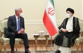رئيسي: الحظر لا يوقف التعاون بين الدول المستقلة وتنميتها