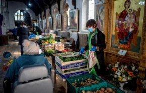 السلطات البريطانية تستعين بالجيش لاحتواء أزمة توزيع الأغذية والأدوية