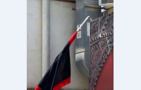 بالصور.. النظام الخليفي يعتدي على المظاهر العاشورائية