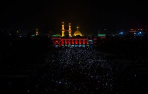 1500موكب حسيني يحيي ذكری عاشوراء في كربلاء المقدسة