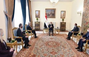 السيسي ومدير الاستخبارات الأمريكية يبحثان ملف سد النهضة