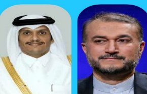 وزير الخارجية القطري یدعو نظيره الايراني لزيارة الدوحة