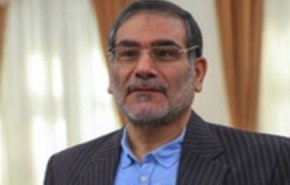 هكذا رد شمخاني على تهديدات بينيت وبايدن