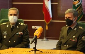 وزير الدفاع الايراني الجديد يتعهد بانتاج معدات جديدة 