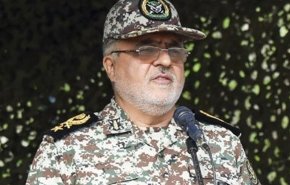 العميد رحيم زادة : جاهزون لمواجهة أى تهديد محتمل