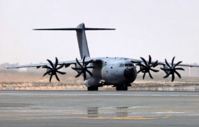 طائرة قطرية على متنها فريق فني تحط في كابول